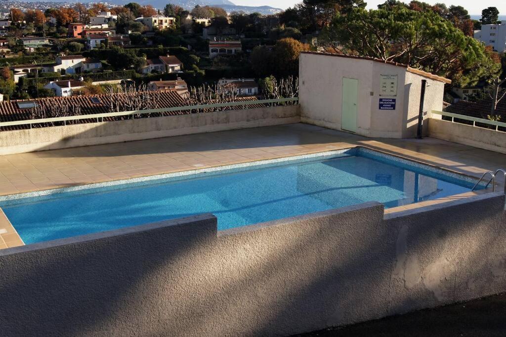 Charmant 2P Au Calme, Jardin, Piscine, Vue Panoramique Et Stationnement Villeneuve-Loubet Ngoại thất bức ảnh